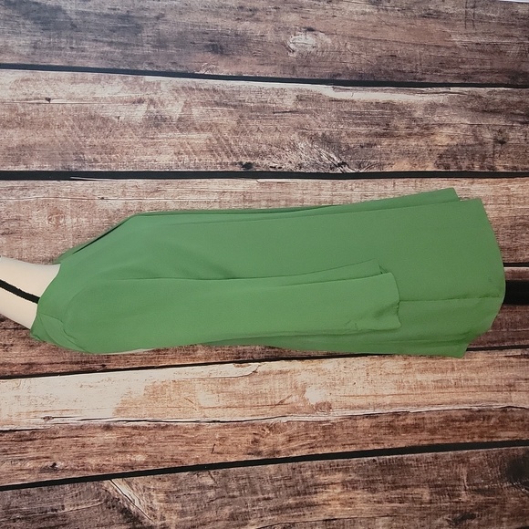 Authentic Gucci 100% Silk Green Size 44 Dress - Picture 4 of 8